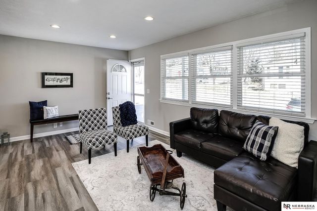 9457 Miami Street, Omaha, NE 68134