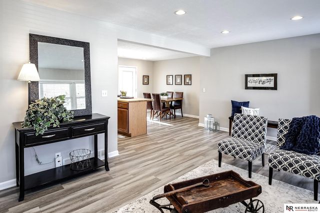 9457 Miami Street, Omaha, NE 68134