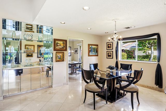 6974 Fountains Circle, Lake Worth, FL 33467