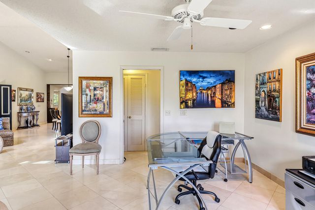 6974 Fountains Circle, Lake Worth, FL 33467