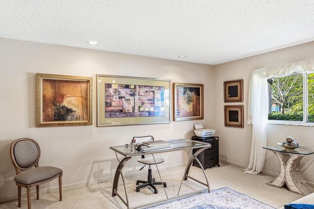 6974 Fountains Circle, Lake Worth, FL 33467