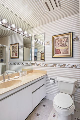 6974 Fountains Circle, Lake Worth, FL 33467