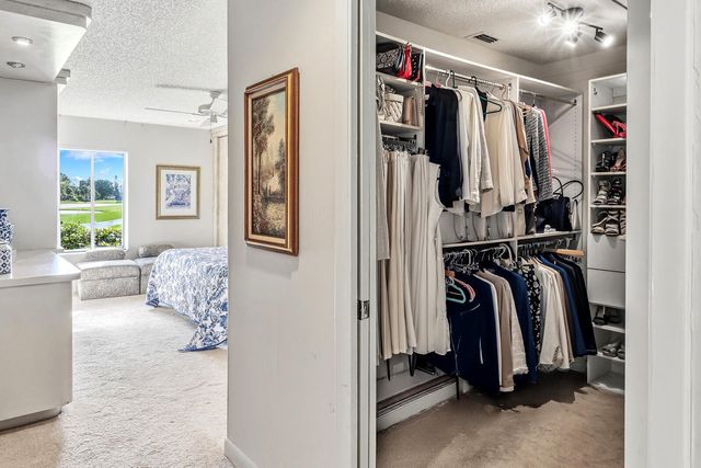 6974 Fountains Circle, Lake Worth, FL 33467