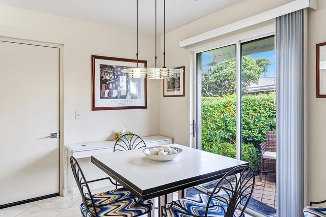 6974 Fountains Circle, Lake Worth, FL 33467