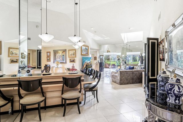 6974 Fountains Circle, Lake Worth, FL 33467