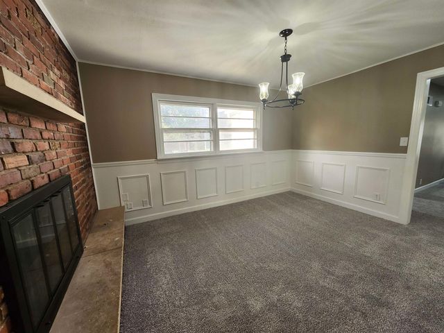 651 Waverly St, Wichita, KS 67218