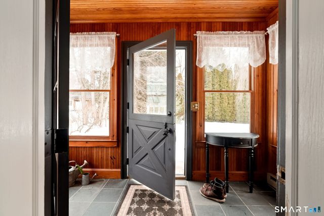 1542 Main Street, Glastonbury, CT 06033