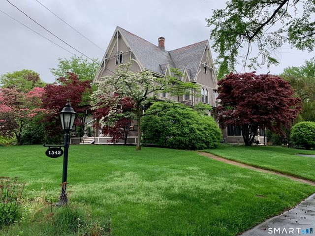 1542 Main Street, Glastonbury, CT 06033