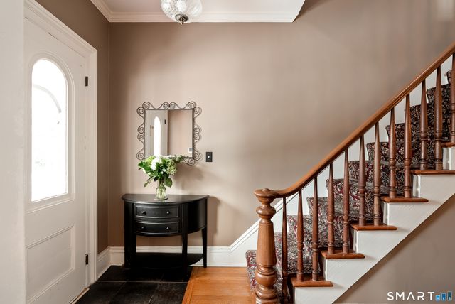 1542 Main Street, Glastonbury, CT 06033