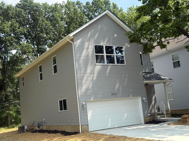 2614 Clybourne Road, Columbus, OH 43231