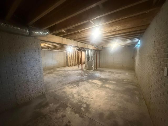 2614 Clybourne Road, Columbus, OH 43231