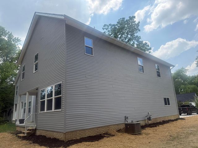 2614 Clybourne Road, Columbus, OH 43231