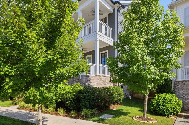 415 Dewar Dr, Franklin, TN 37064