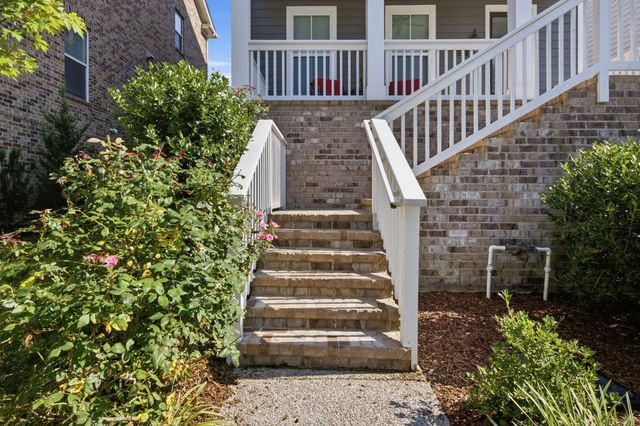 415 Dewar Dr, Franklin, TN 37064