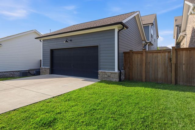 415 Dewar Dr, Franklin, TN 37064