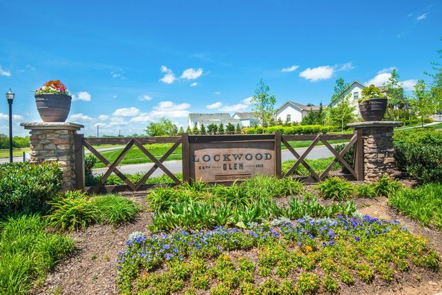415 Dewar Dr, Franklin, TN 37064