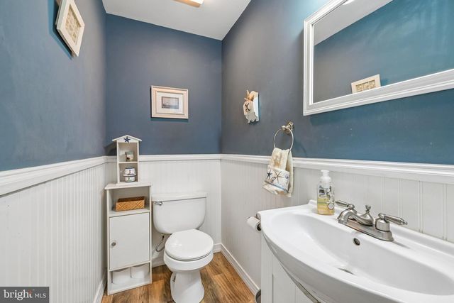 14 SCHOOL HOUSE LN, Blackwood, NJ 08012