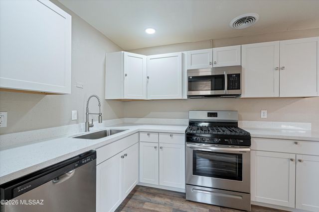 5618 E 31st Street, Tucson, AZ 85711