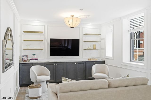 2301 Rio Vista Dr, Mahwah Twp., NJ 07430