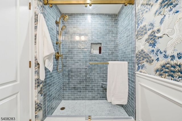 2301 Rio Vista Dr, Mahwah Twp., NJ 07430