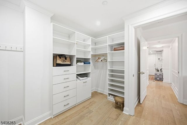 2301 Rio Vista Dr, Mahwah Twp., NJ 07430