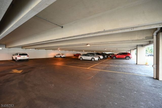 2301 Rio Vista Dr, Mahwah Twp., NJ 07430