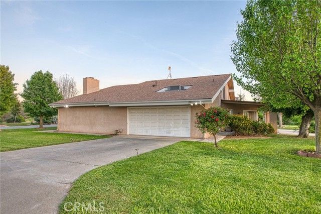 12235 Willow Avenue, Clovis, CA 93619