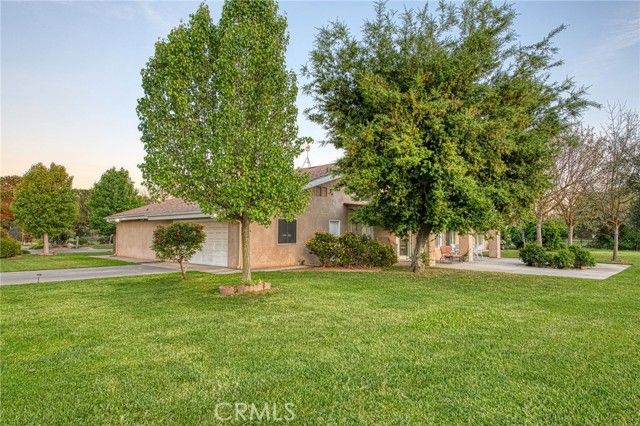 12235 Willow Avenue, Clovis, CA 93619