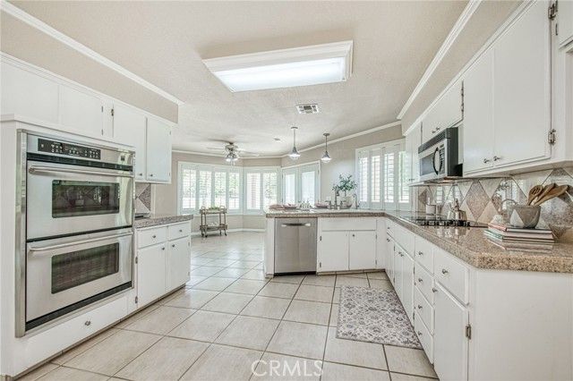 12235 Willow Avenue, Clovis, CA 93619