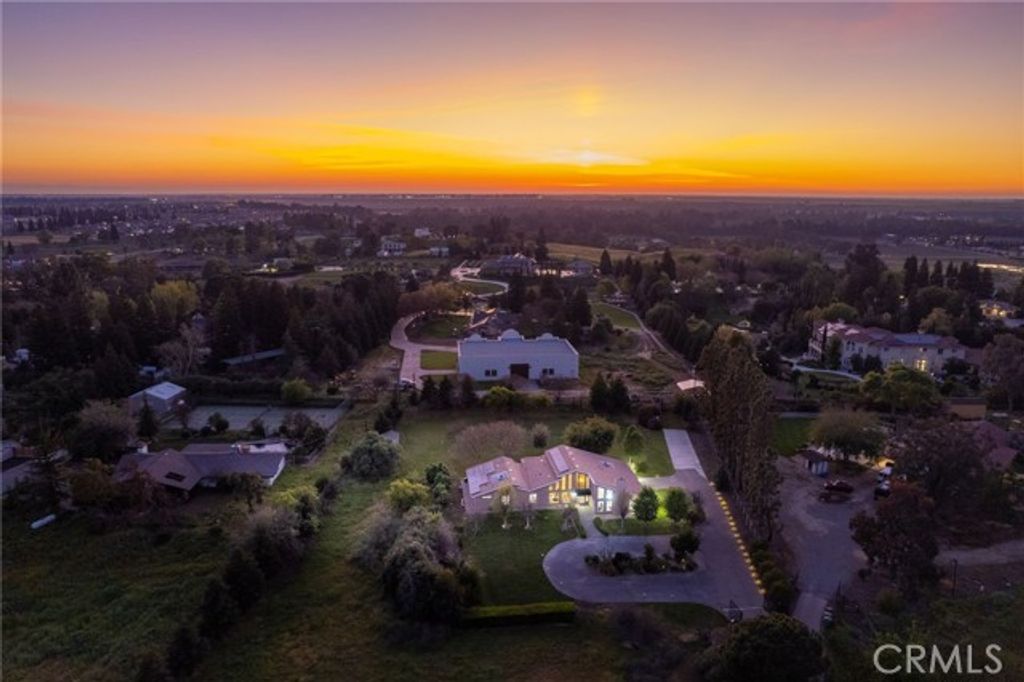 12235 Willow Avenue, Clovis, CA 93619