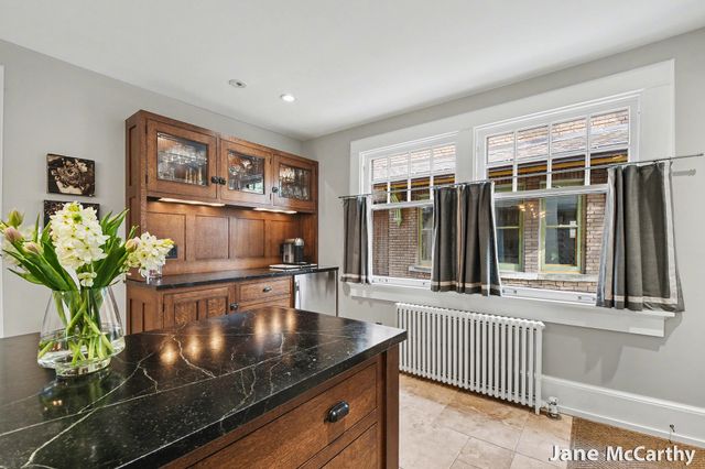 312 Morris Avenue Se, City Of Grand Rapids, MI 49503
