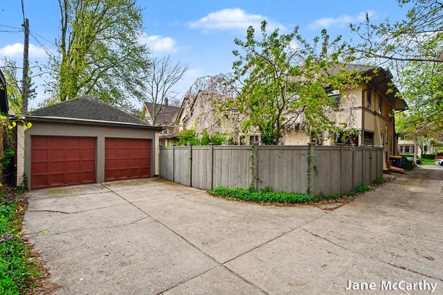 312 Morris Avenue Se, City Of Grand Rapids, MI 49503