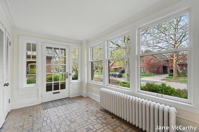 312 Morris Avenue Se, City Of Grand Rapids, MI 49503