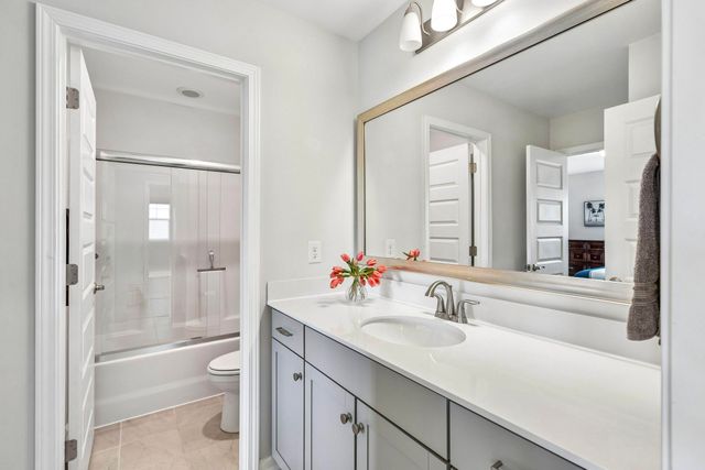 407 Rowley Lane, Summerville, SC 29486