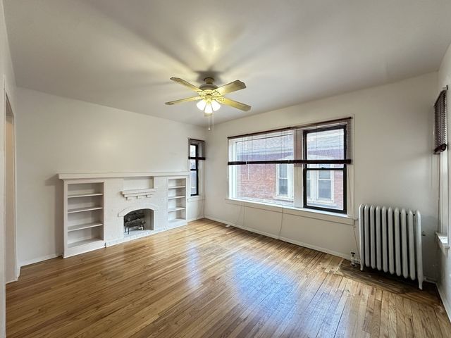 7147 S CONSTANCE Avenue 1E, Chicago, IL 60649