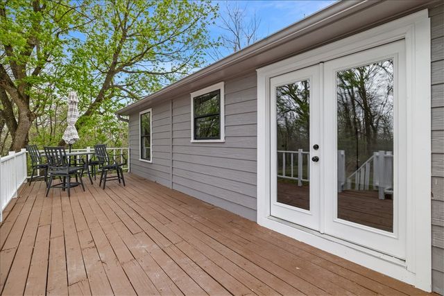 1537 Steele Road, Tontitown, AR 72762