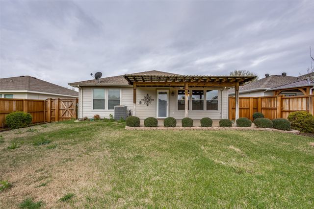 1009 Oak Hollow Lane, Anna, TX 75409