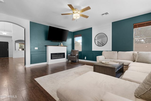 38408 N Dena Court, San Tan Valley, AZ 85140