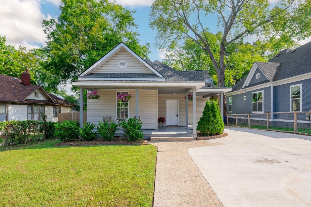 2011 E 13th Street, Chattanooga, TN 37404