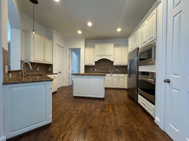 3780 Navarro Way, Frisco, TX 75034