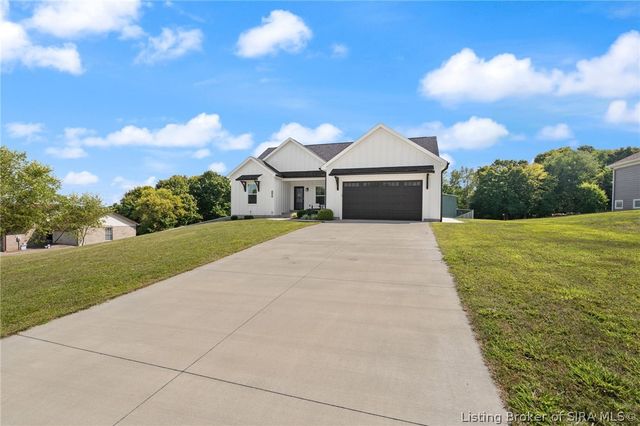 6019 Rising Fawn Court, Georgetown, IN 47122
