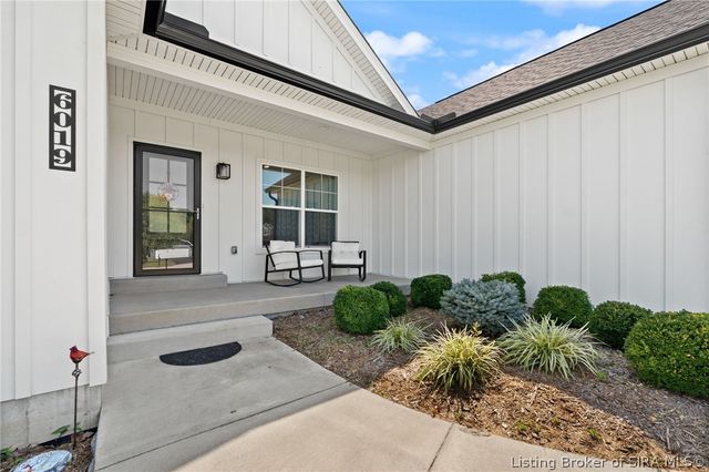 6019 Rising Fawn Court, Georgetown, IN 47122