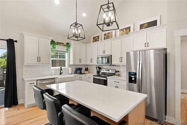6019 Rising Fawn Court, Georgetown, IN 47122