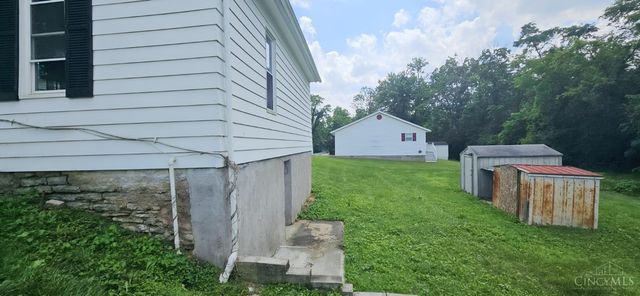 128 W Burroughs Street, Blanchester, OH 45107