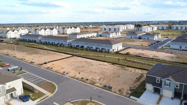 1635 THICKET AVENUE, Davenport, FL 33837