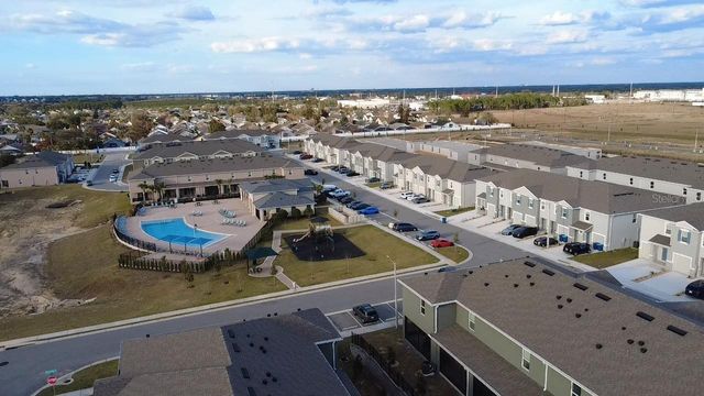 1635 THICKET AVENUE, Davenport, FL 33837