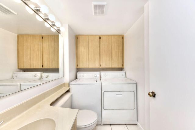 5731 57th Way 42a, West Palm Beach, FL 33409