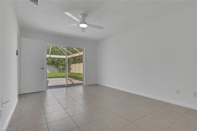 105 SE 44th TER, Cape Coral, FL 33904