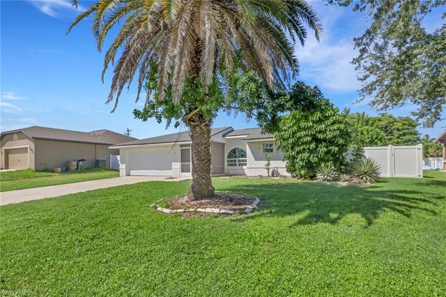 105 SE 44th TER, Cape Coral, FL 33904