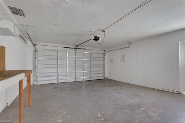 105 SE 44th TER, Cape Coral, FL 33904